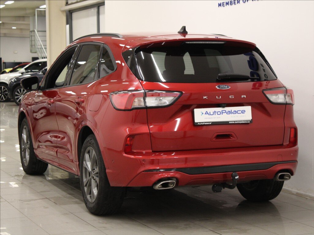 Ford Kuga SUV 1,5 l 110 kw