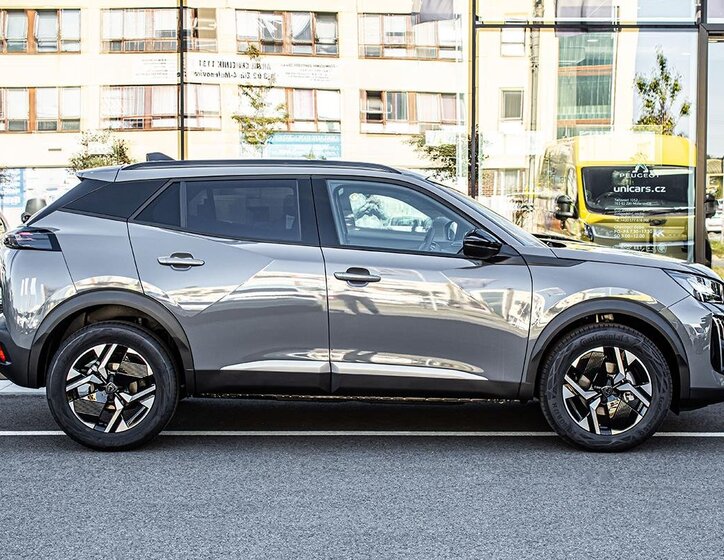 Peugeot 2008 SUV / Terénní 1,2 l 81 kw