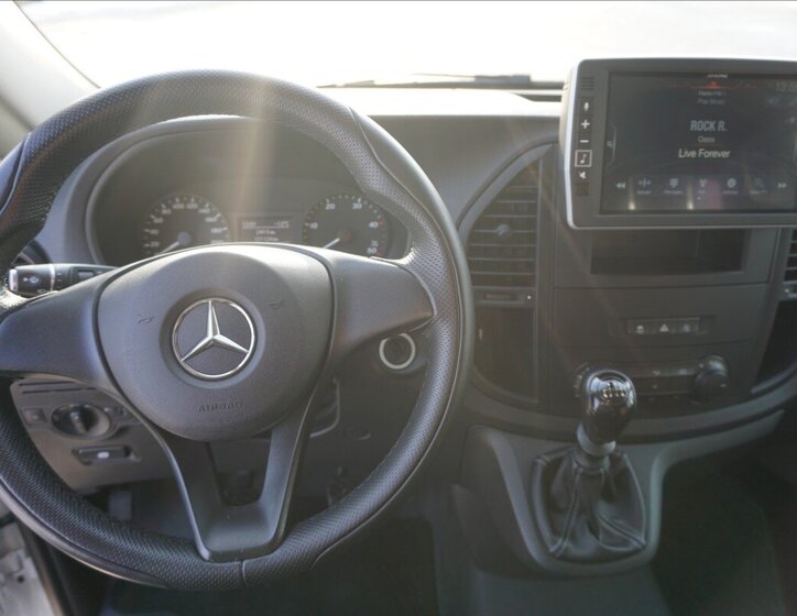 Mercedes-Benz Vito VAN-Minibus 2,1 l 120 kw