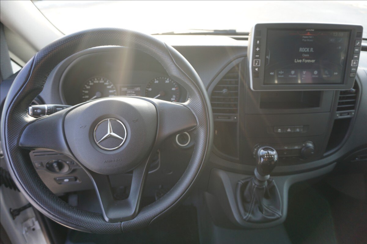 Mercedes-Benz Vito VAN-Minibus 2,1 l 120 kw