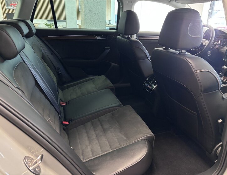 Škoda Superb Kombi 2,0 l 206 kw