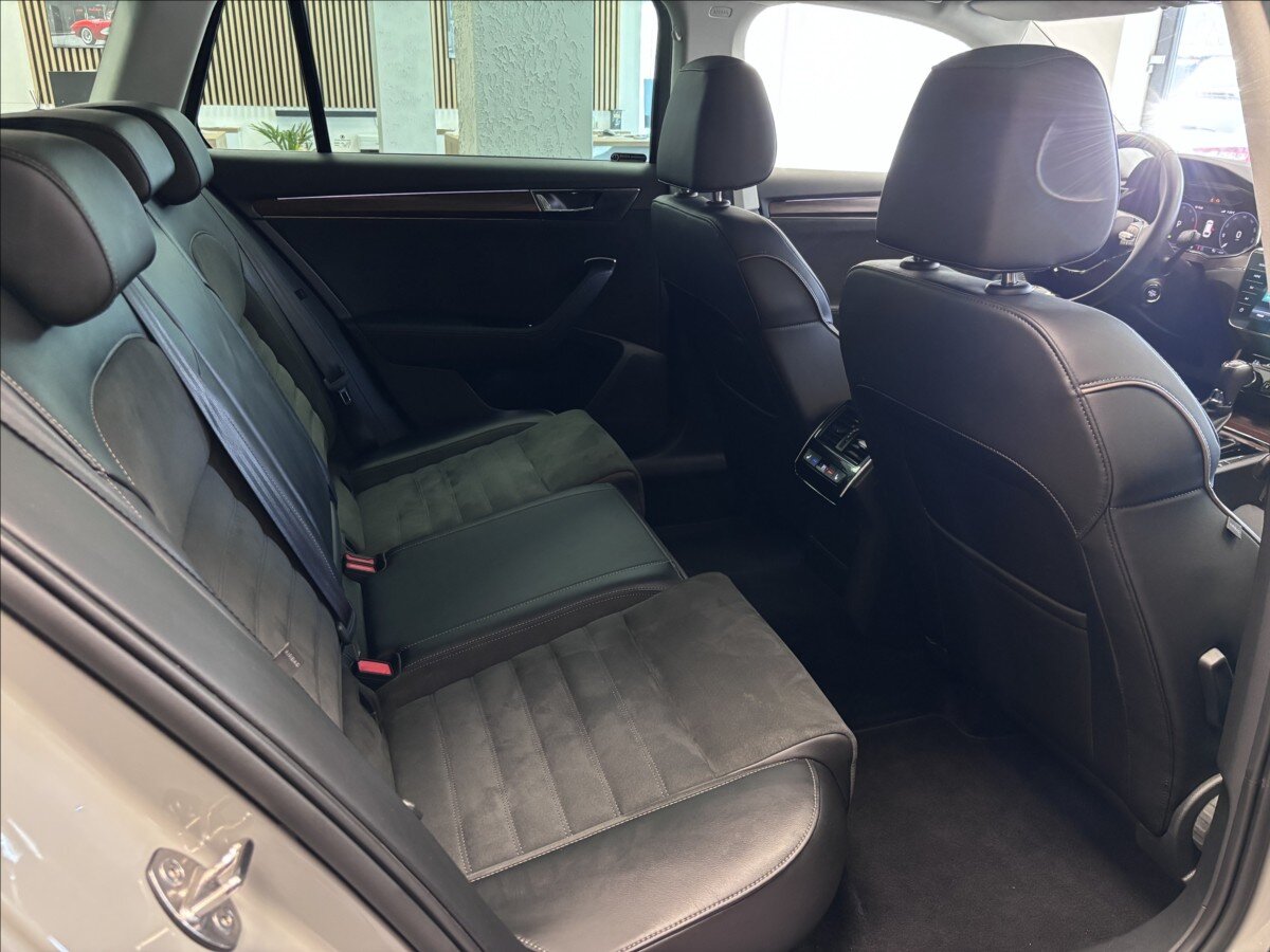 Škoda Superb Kombi 2,0 l 206 kw