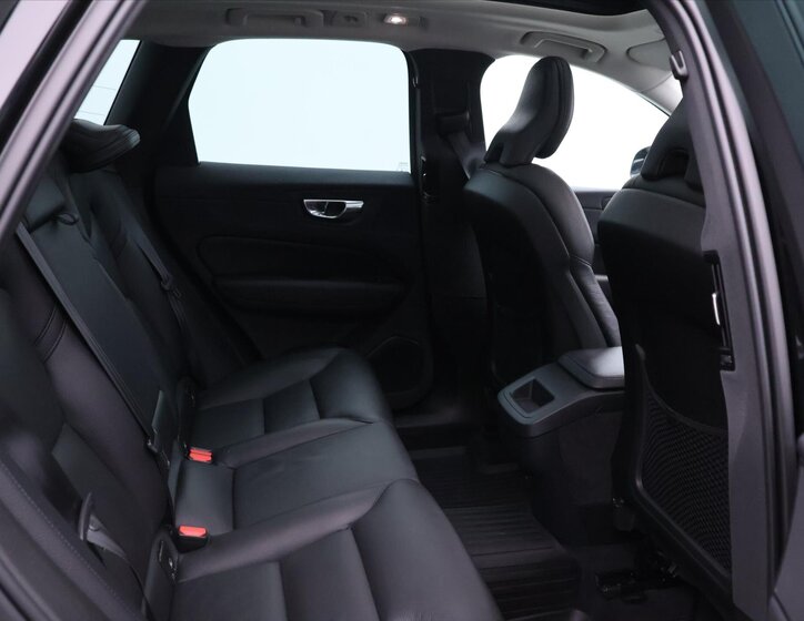 Volvo XC60 SUV 2,0 l 183 kw