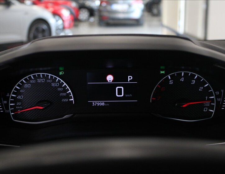 Peugeot 208 Hatchback 1,2 l 74 kw
