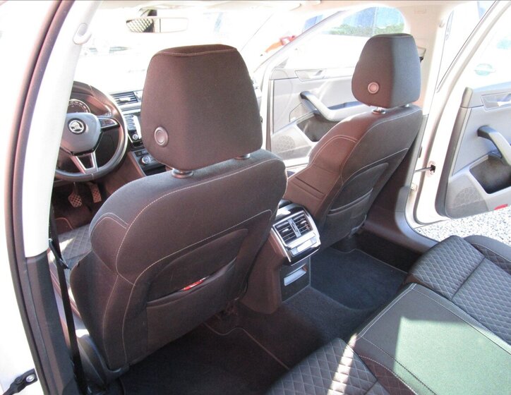 Škoda Superb Kombi 1,8 l 132 kw