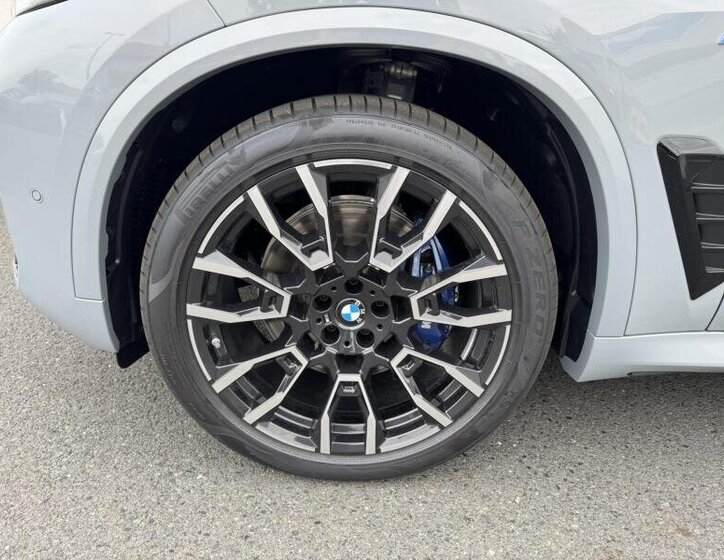 BMW X5 SUV / Terénní 3,0 l 210 kw