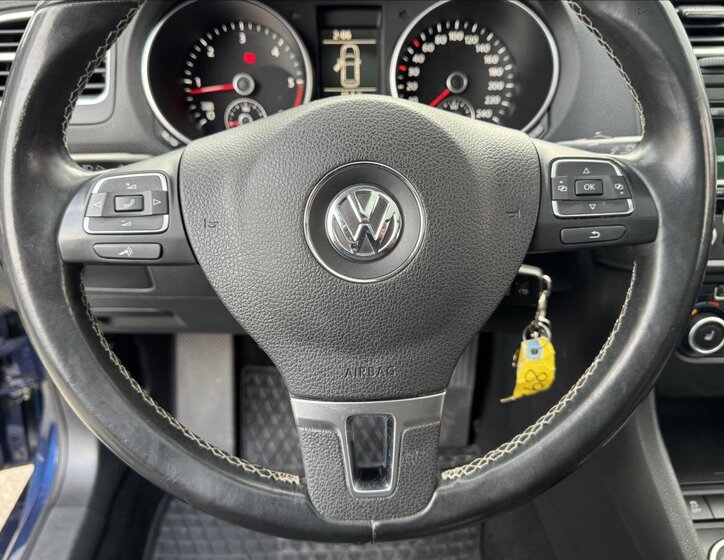 Volkswagen Golf Kombi 1,6 l 77 kw