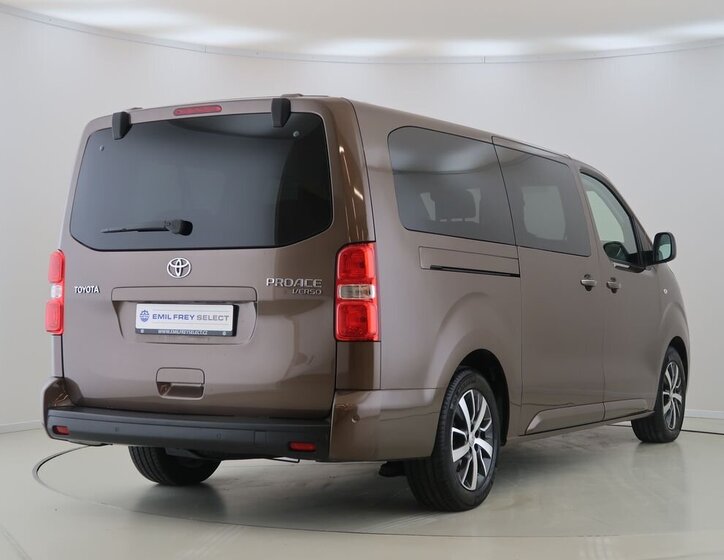 Toyota ProAce Verso VAN-Minibus 2,0 l 130 kw