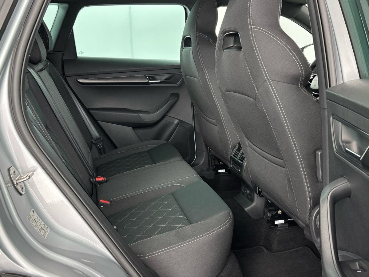 Škoda Karoq SUV / Terénní 1,5 l 110 kw