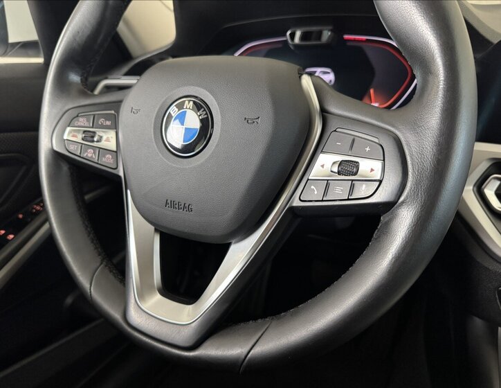 BMW Řada 3 Kombi 2,0 l 140 kw