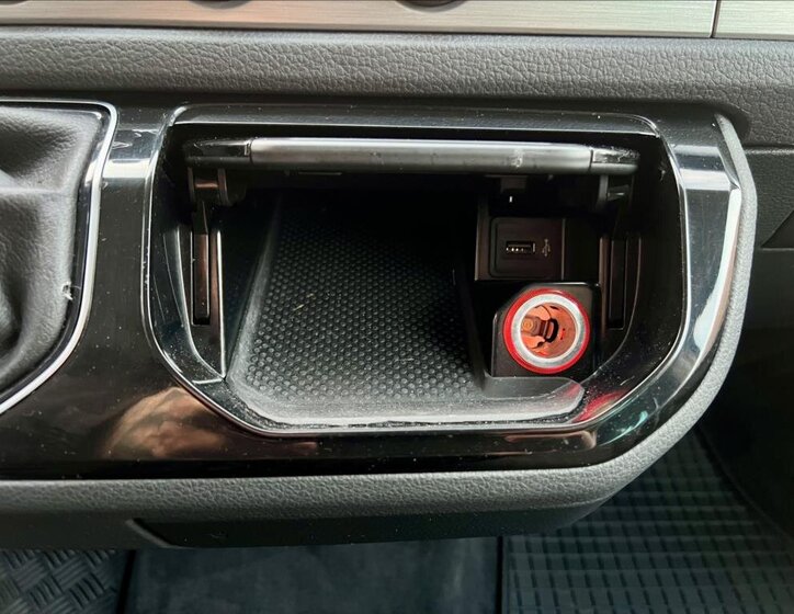 Volkswagen Multivan 37