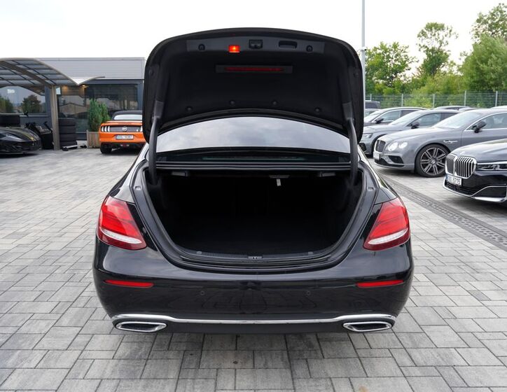 Mercedes-Benz Třídy E 11