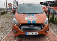 Ford Tourneo Custom 2