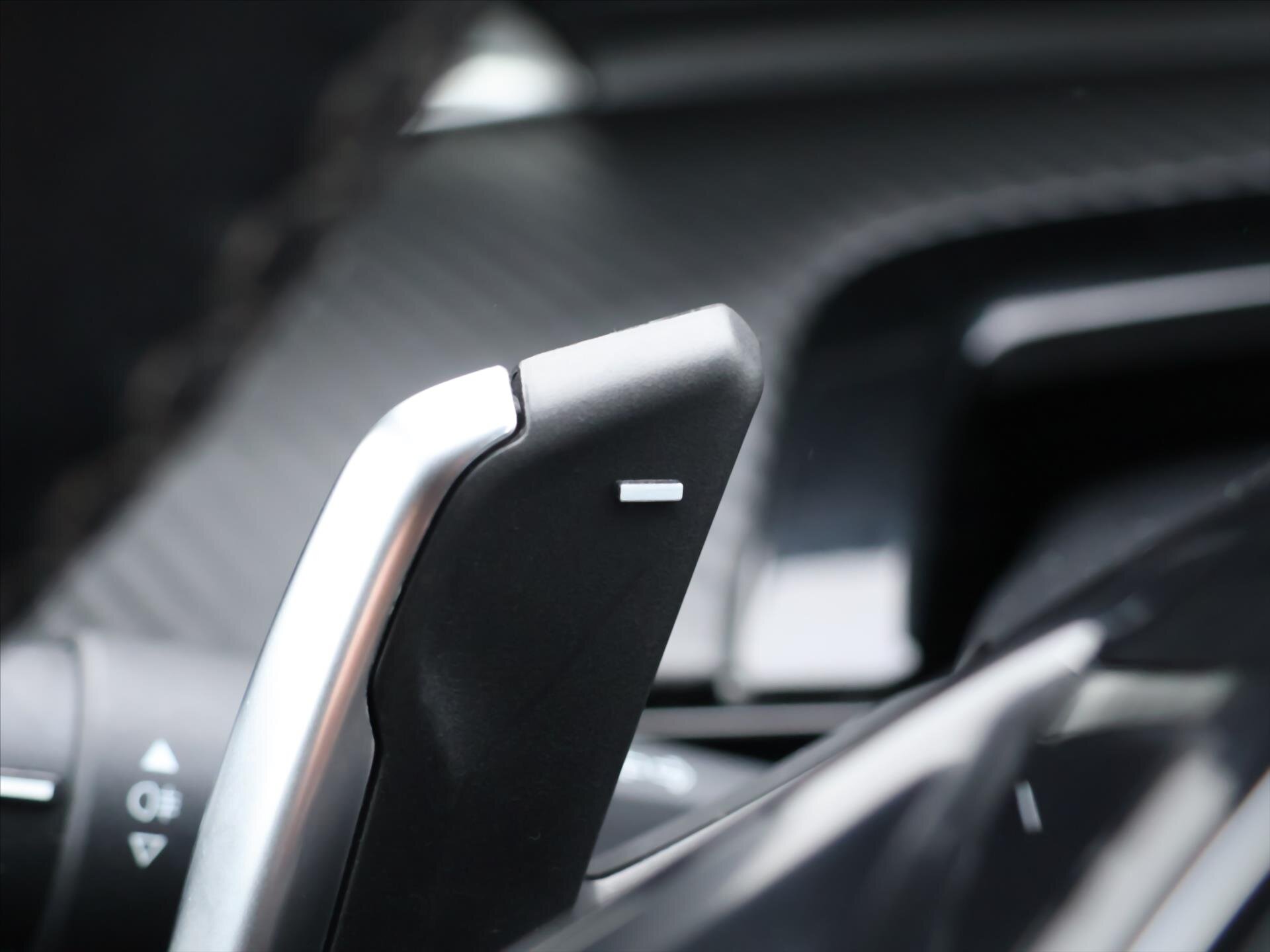 Peugeot 508 Liftback 1,6 l 133 kw