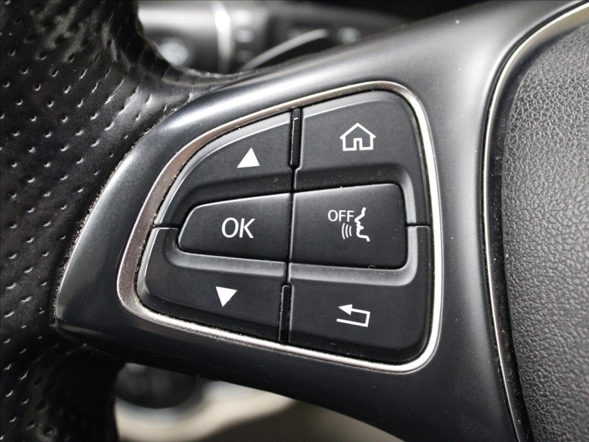 Mercedes-Benz Třídy V Kombi 2,1 l 140 kw