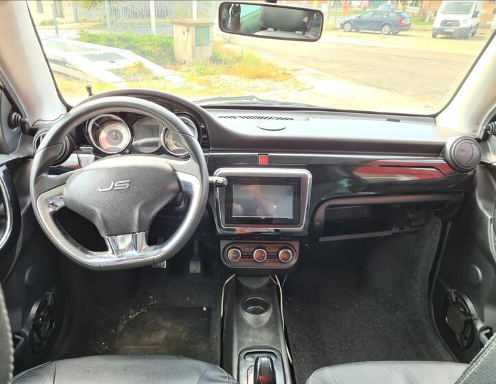 Ligier JS 50 L Hatchback 480,0 4 kw