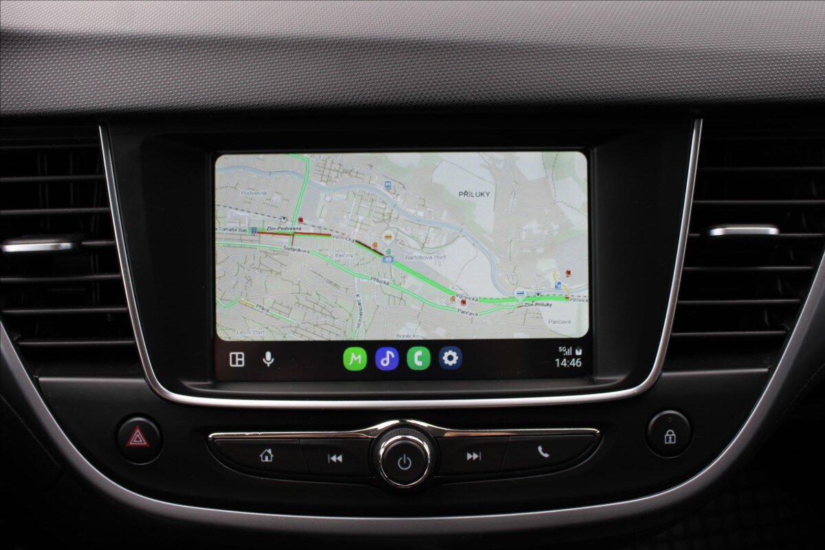 Opel Crossland SUV / Terénní 1,2 l 96 kw