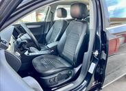 Volkswagen Passat 10