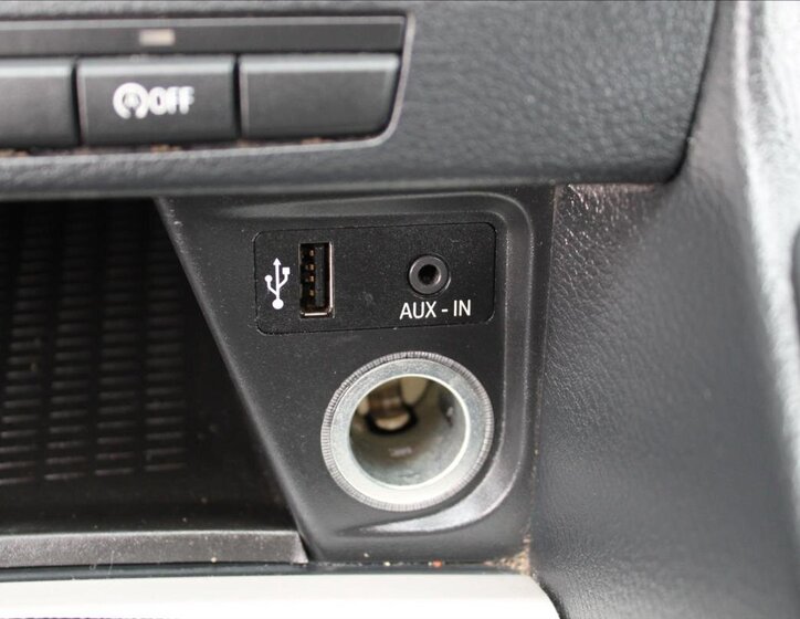 BMW X1 SUV / Terénní 2,0 l 100 kw