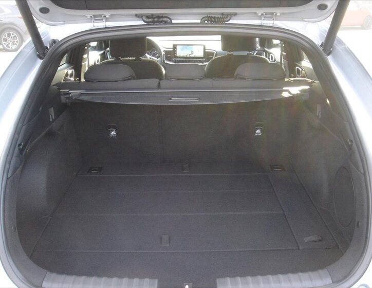 KIA ProCeed Kombi 1,5 l 103 kw