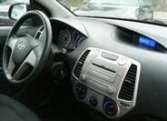 Hyundai i20 16