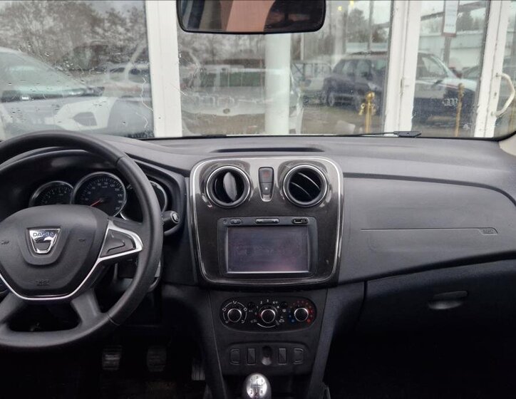 Dacia Sandero 14