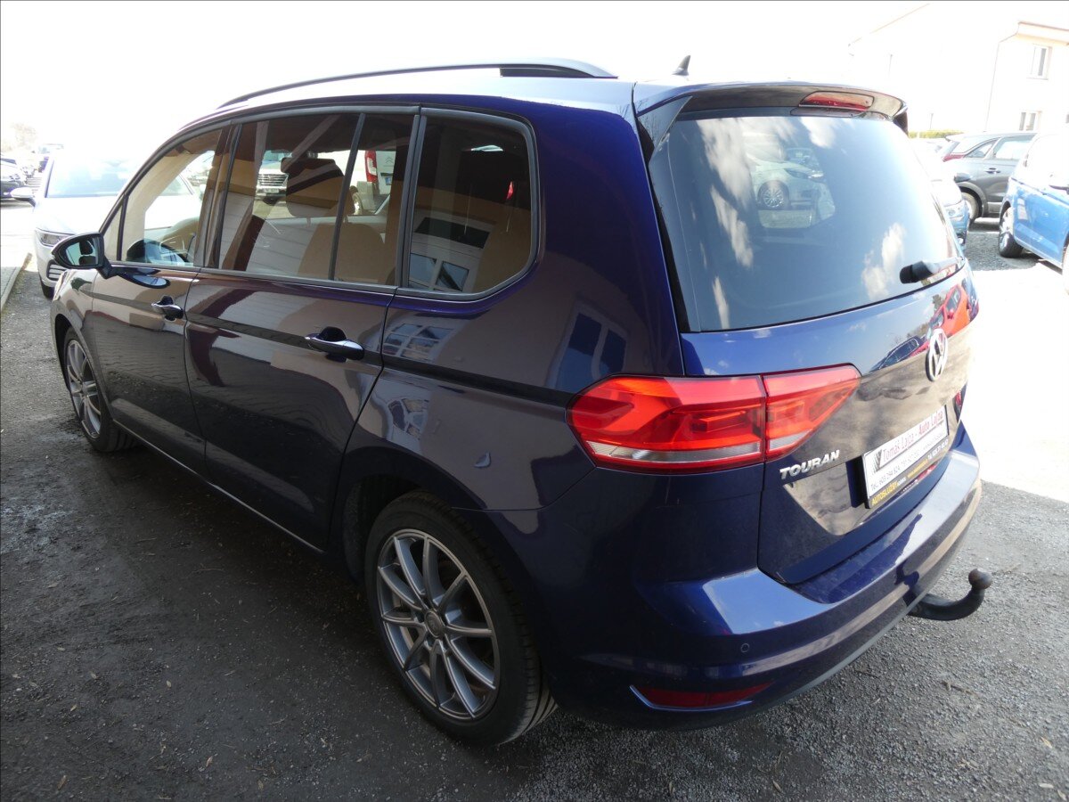 Volkswagen Touran MPV 1,2 l 81 kw