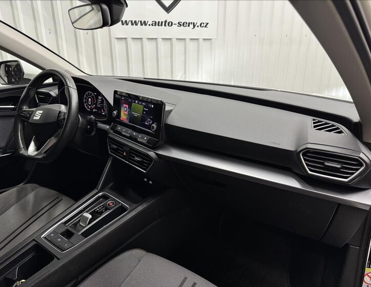 Seat Leon Hatchback 1,5 l 96 kw