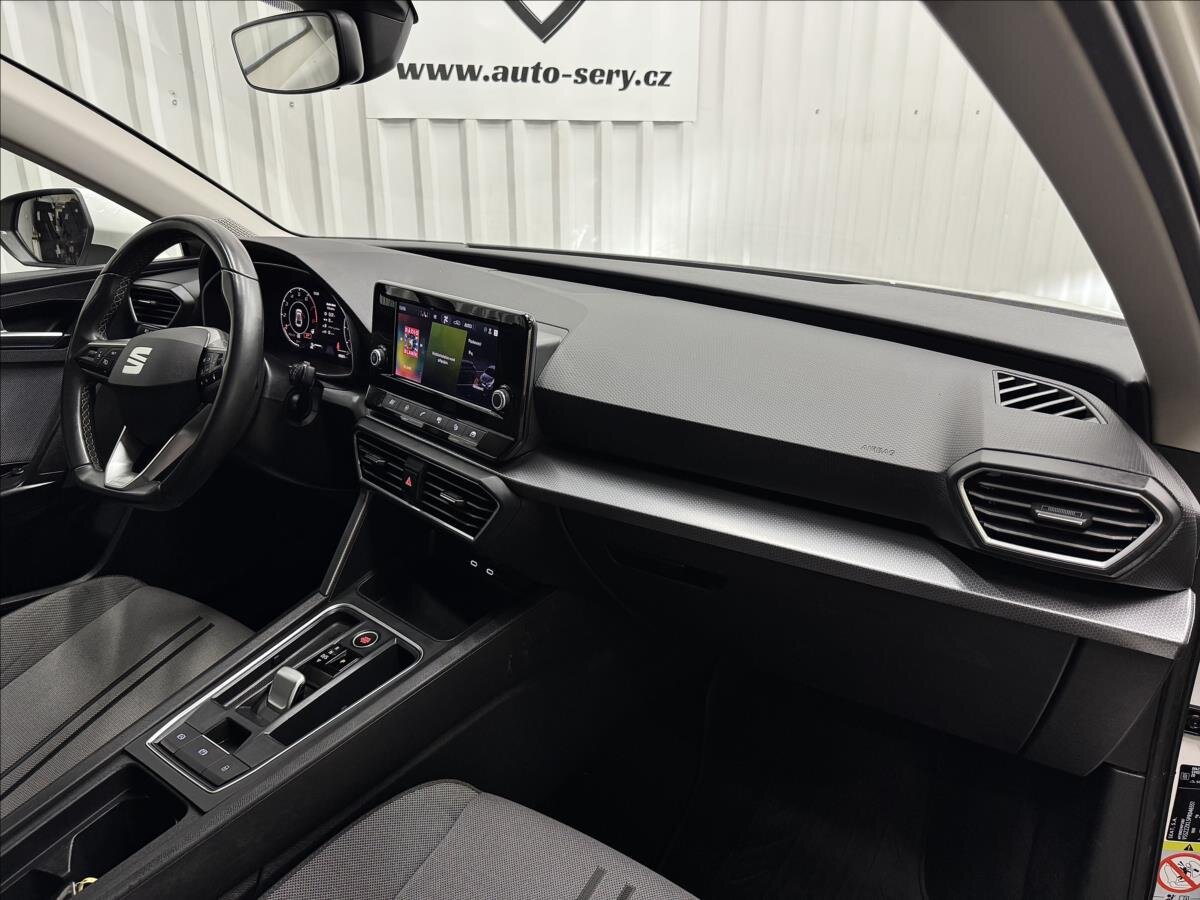 Seat Leon Hatchback 1,5 l 96 kw