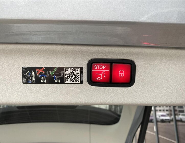 Mercedes-Benz EQS SUV / Terénní 0,0 265 kw