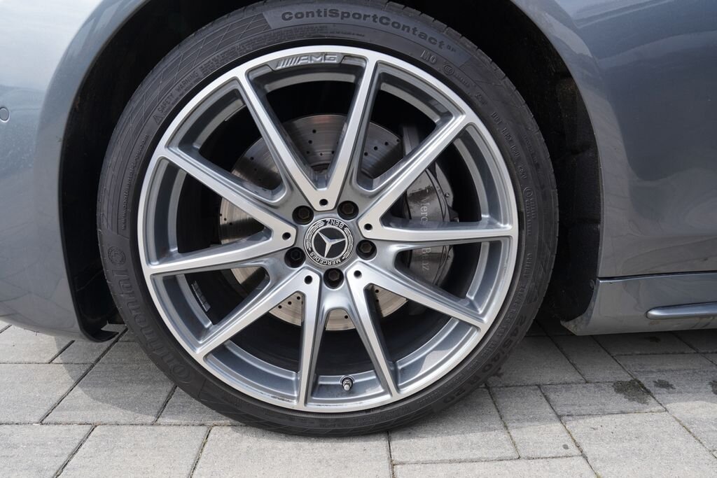 Mercedes-Benz Třídy S Sedan / Limuzína 4,0 l 345 kw