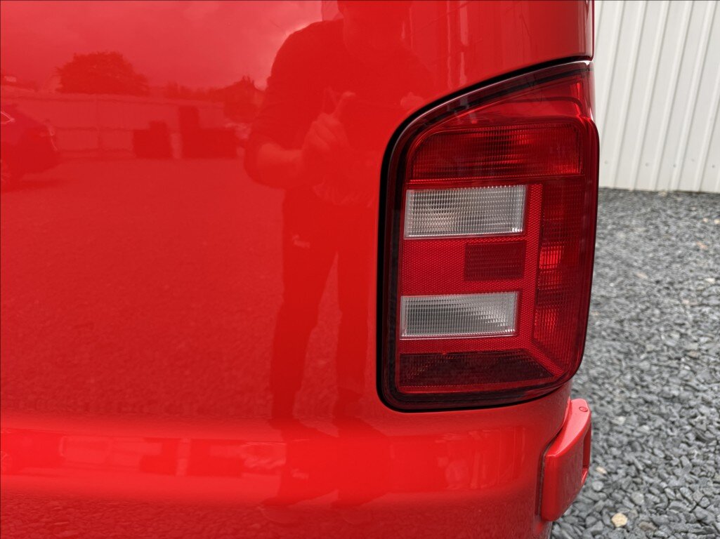Volkswagen Transporter Skříň 2,0 l 110 kw