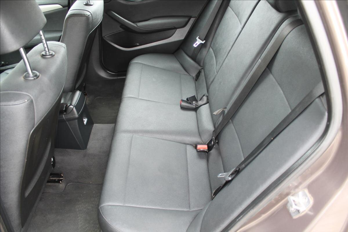 BMW X1 SUV / Terénní 2,0 l 100 kw