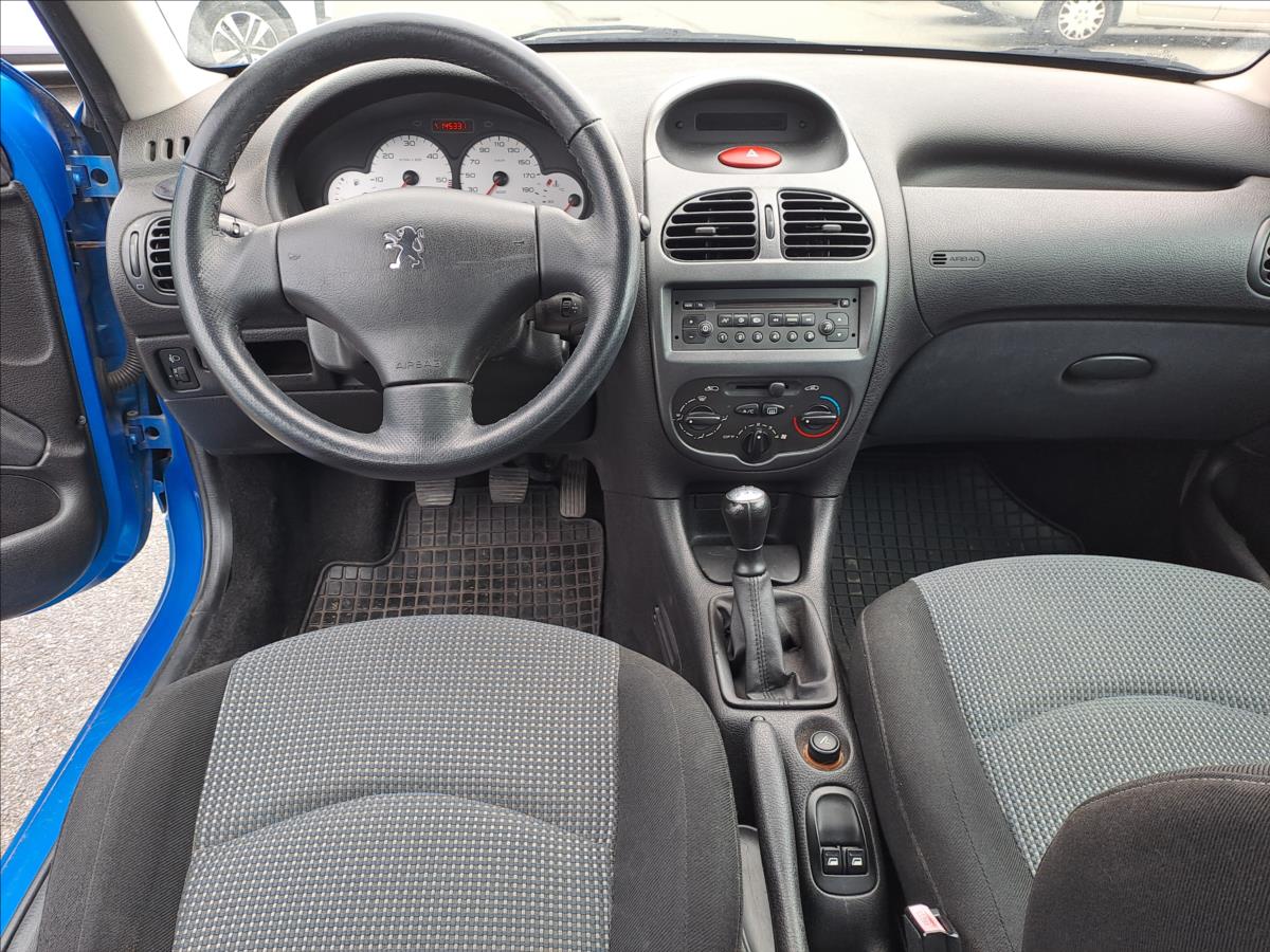 Peugeot 206