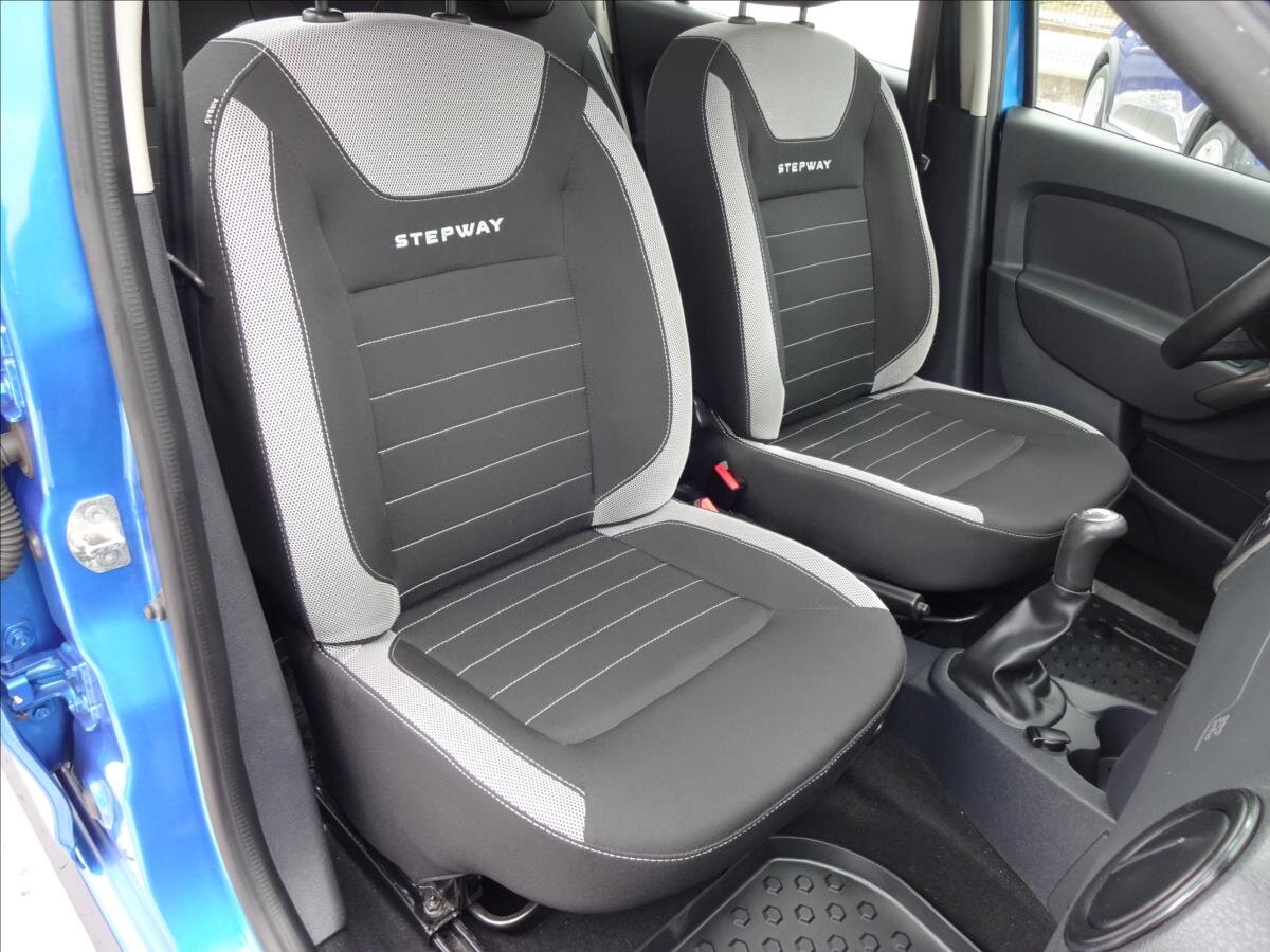 Dacia Sandero Hatchback 898,0 66 kw