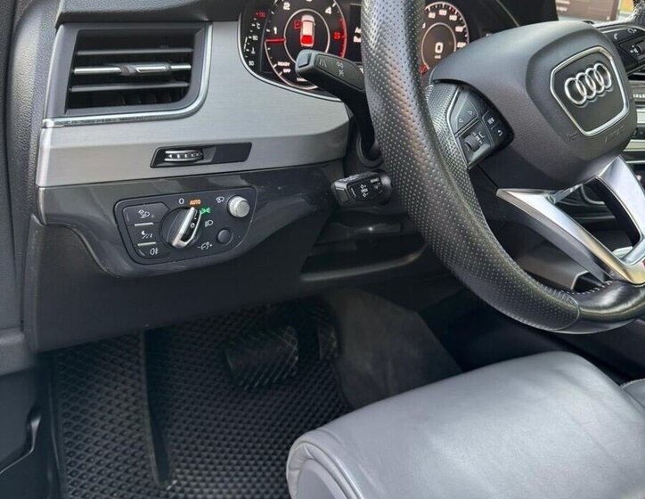 Audi Q7 Kombi 3,0 l 200 kw