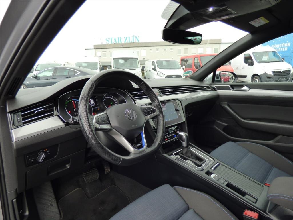 Volkswagen Passat Kombi 1,4 l 115 kw