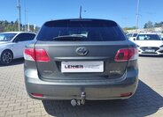 Toyota Avensis Kombi 2,0 l 93 kw