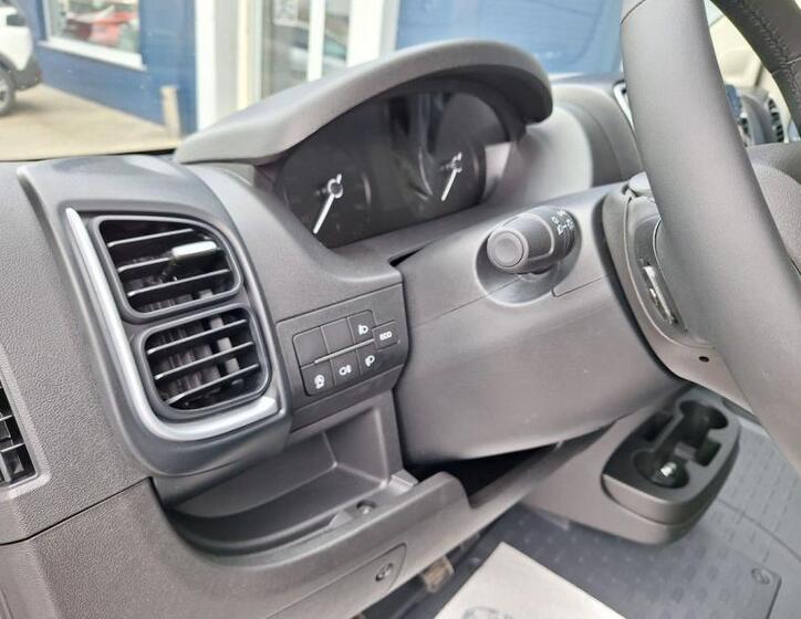 Peugeot Boxer 12