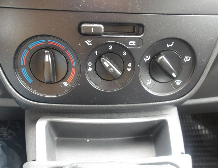 Peugeot Bipper Tepee Hatchback 1,4 l 54 kw