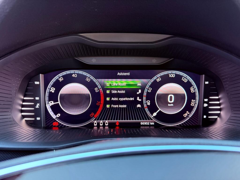 Škoda Kamiq Hatchback 999,0 85 kw