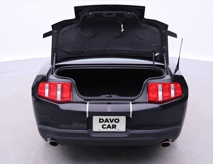 Ford Mustang Kupé 3,7 l 227 kw