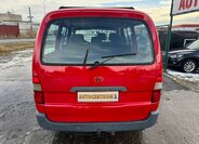 Toyota Hi-Ace 6