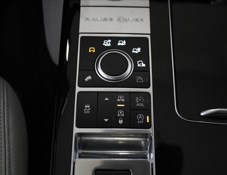 Land Rover Range Rover SUV / Terénní 3,0 l 190 kw