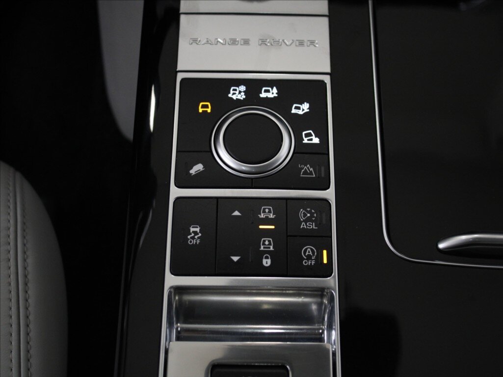 Land Rover Range Rover SUV / Terénní 3,0 l 190 kw