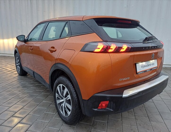 Peugeot 2008 Hatchback 1,5 l 81 kw