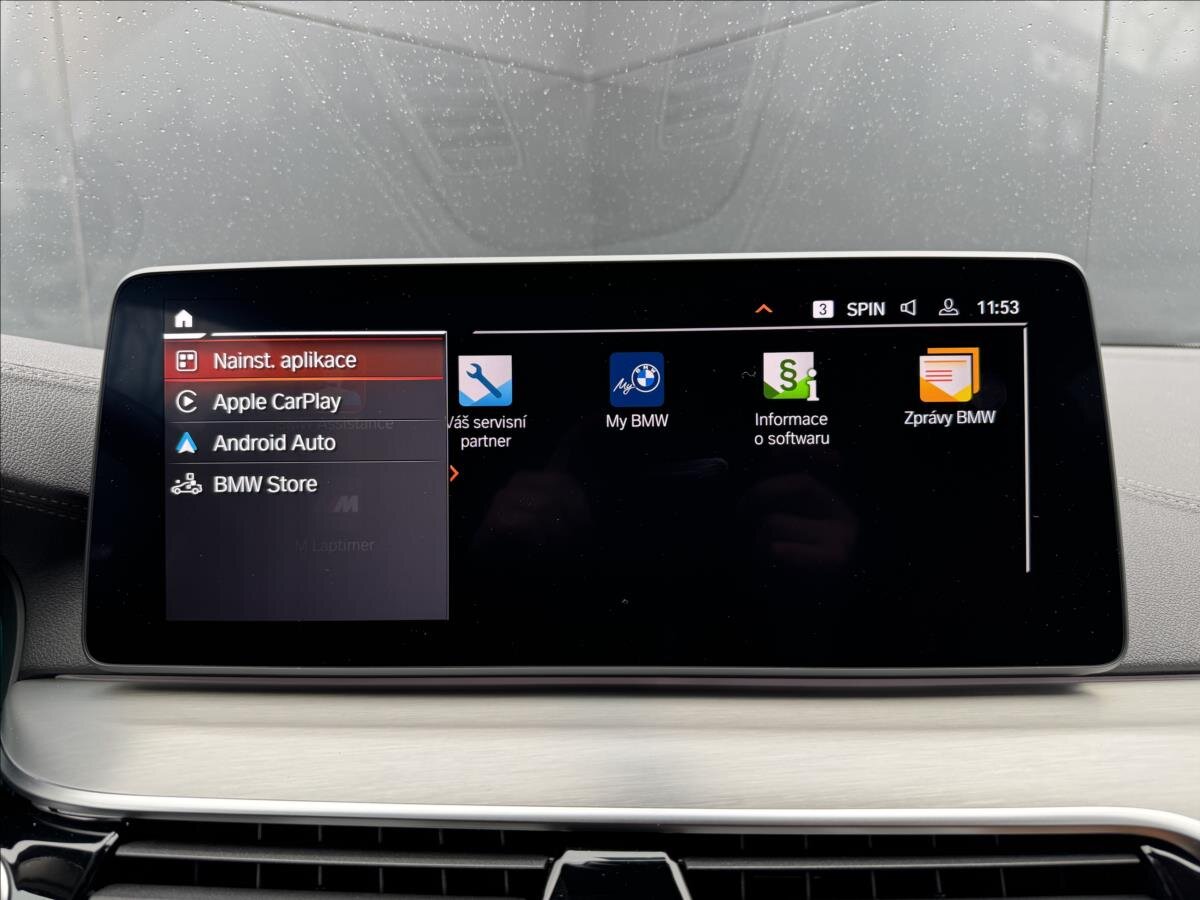 BMW Řada 5 Kombi 3,0 l 210 kw