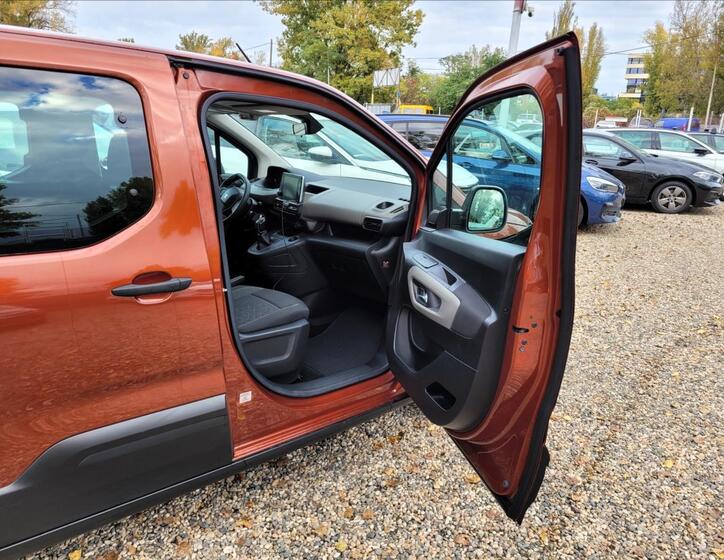 Peugeot Rifter 10