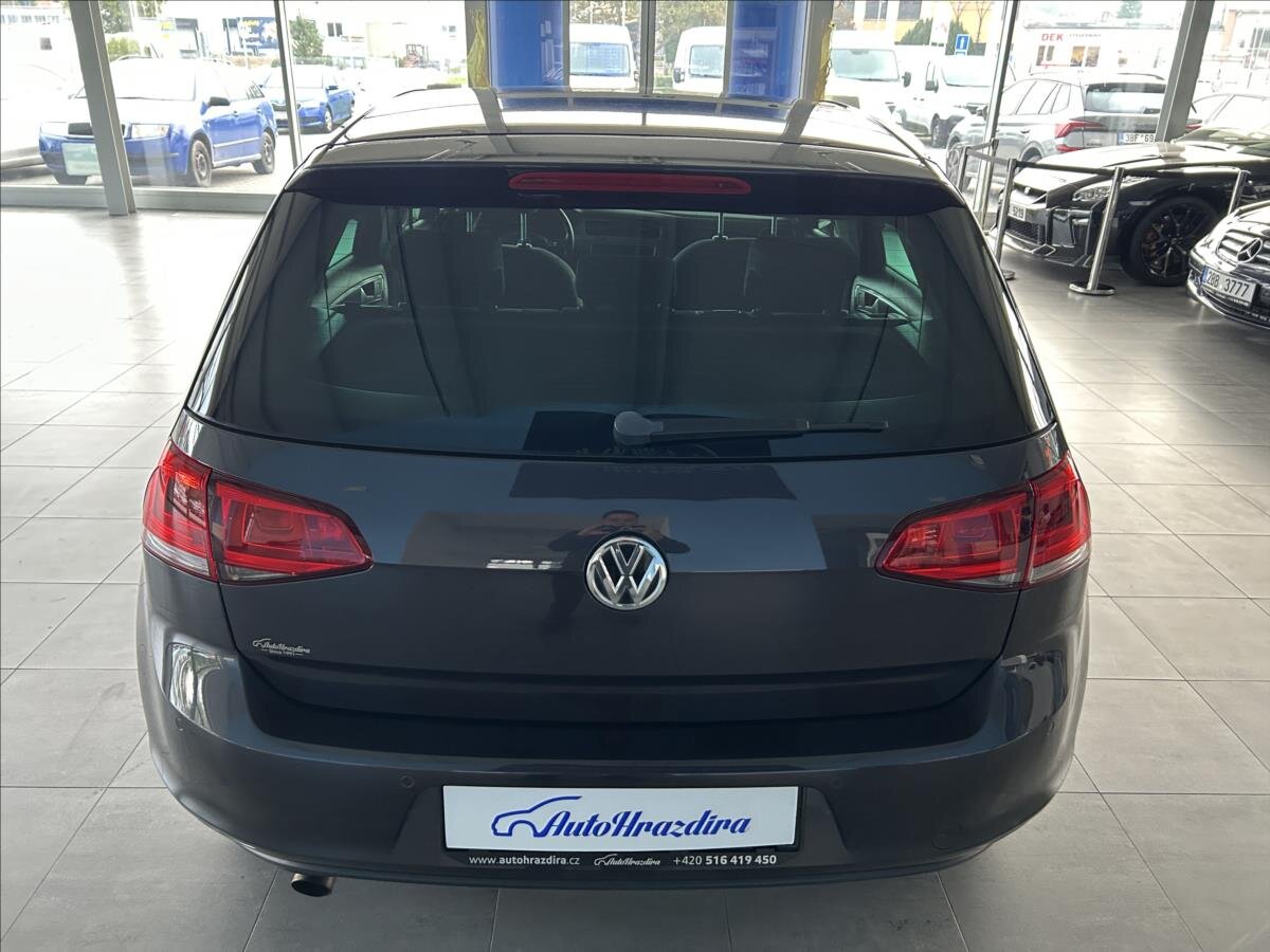 Volkswagen Golf Hatchback 1,2 l 81 kw