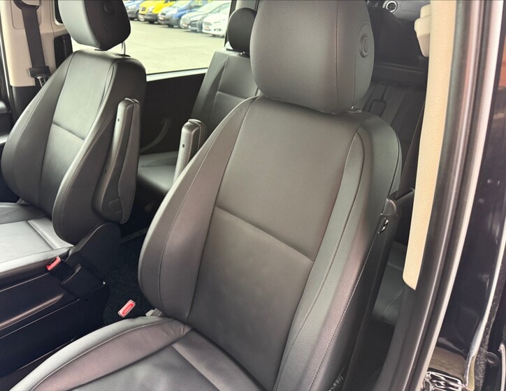 Mercedes-Benz Vito 11